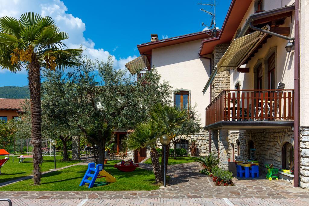 Villa Mariarosa Apartments Tignale Eksteriør bilde