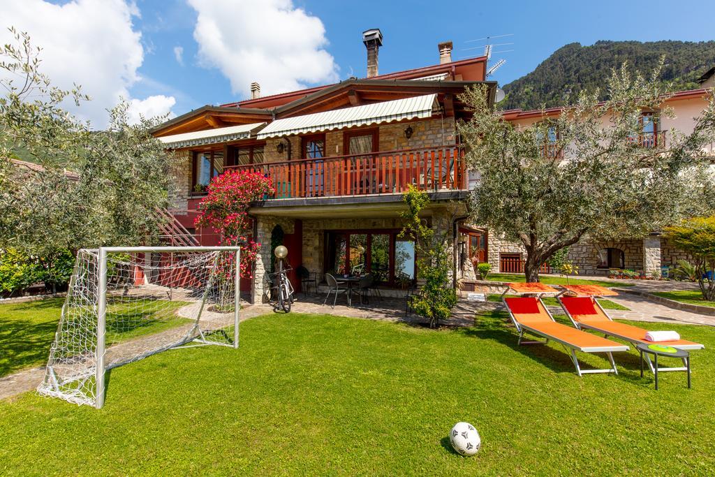 Villa Mariarosa Apartments Tignale Eksteriør bilde