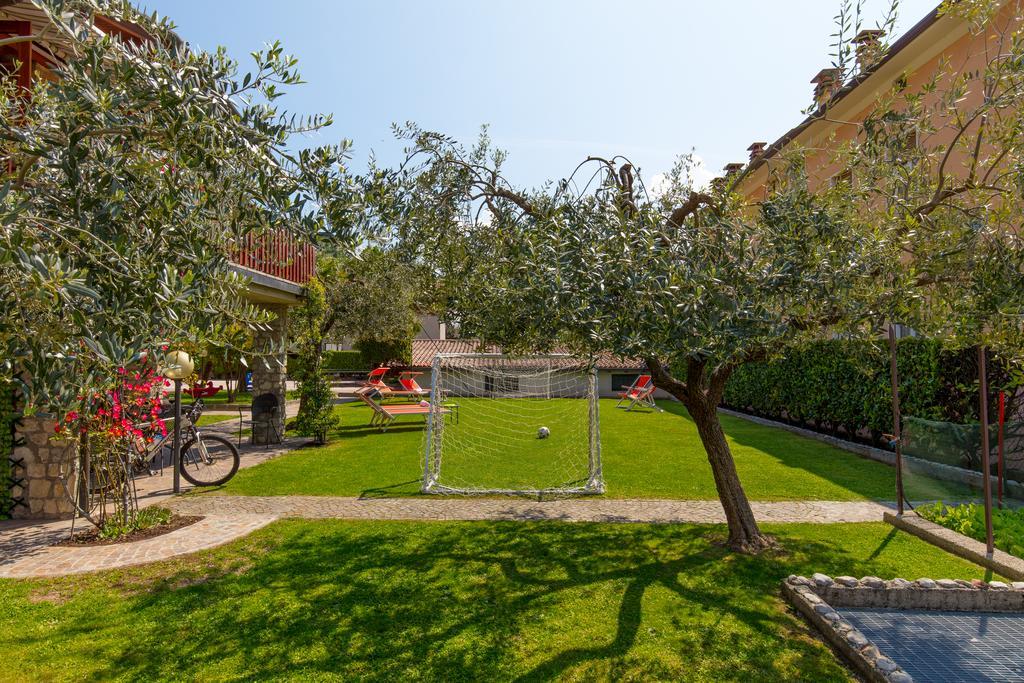Villa Mariarosa Apartments Tignale Eksteriør bilde